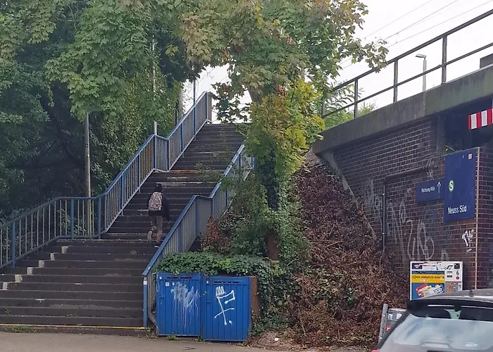 Neuss-sued Appartement *